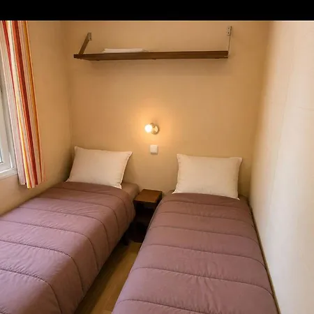 Κάμπινγκ Mobil-home Confortable - 6 Pers. - Api-1-52-1986 *