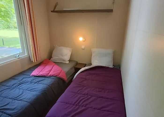 Mobil-home Confortable - 6 Pers. - Api-1-52-1986 *